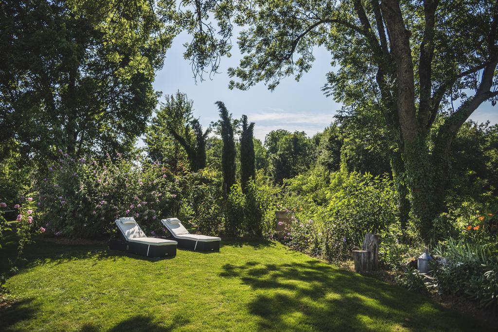 Domaine De Terrac Bed & Breakfast Rimont Exterior photo