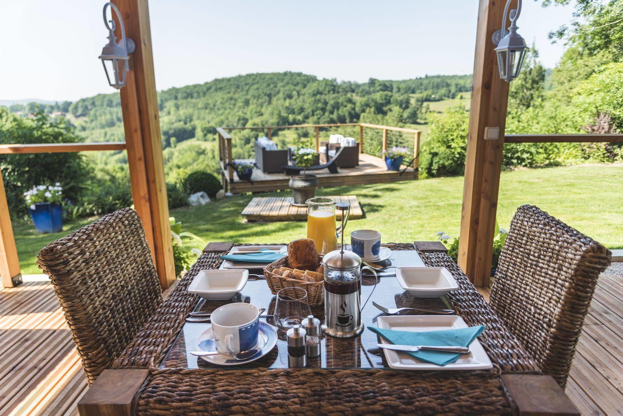 Domaine De Terrac Bed & Breakfast Rimont Exterior photo